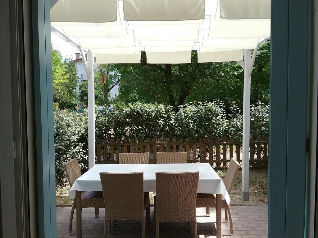 Casa Marialuigia - Appartamenti Solo Per Famiglie Lido di Jesolo Eksteriør billede